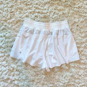 White Shake It Out High-Rise Running Short 2.5"